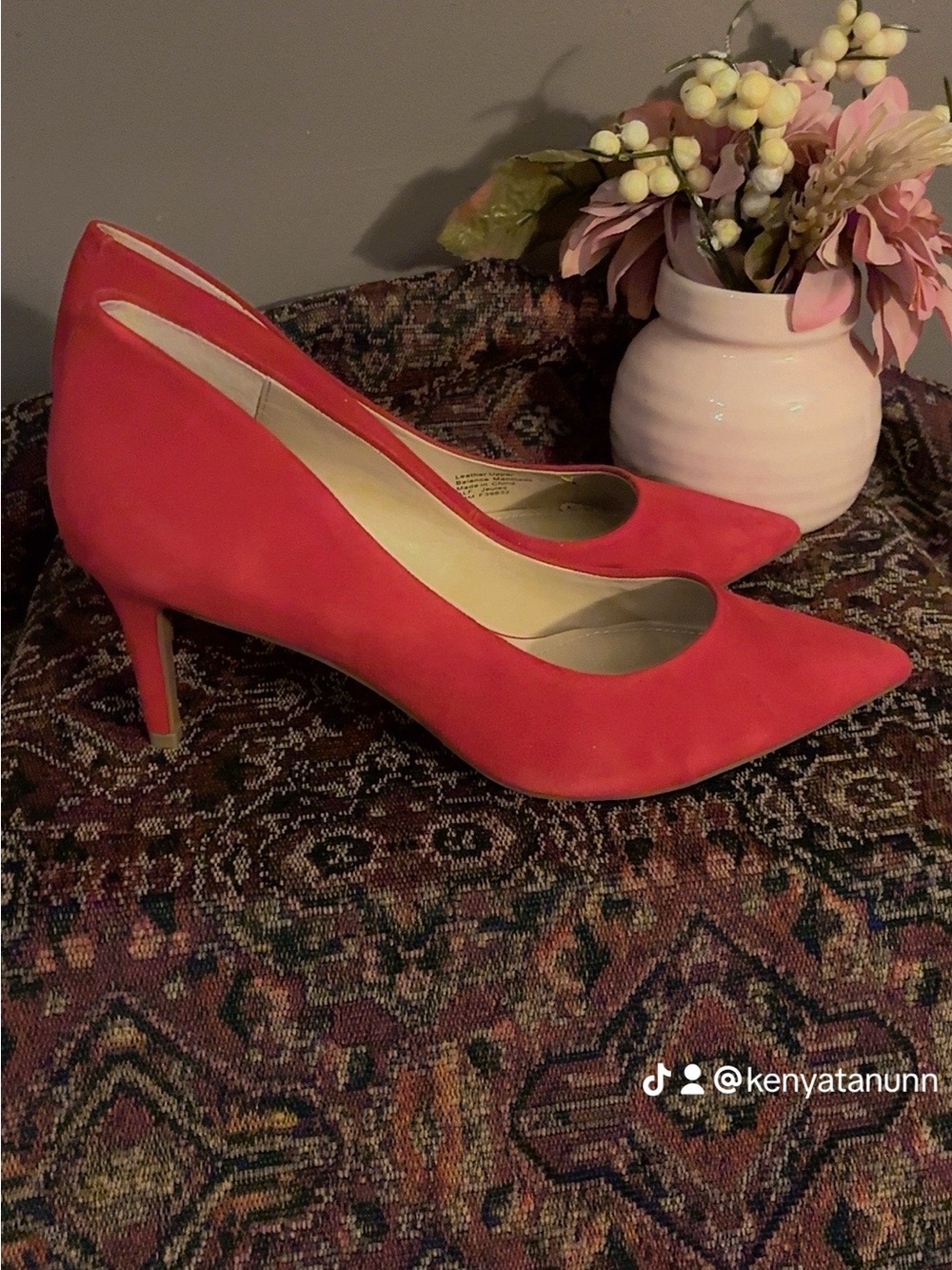 Alfani Classic Red Pointed-Toe Suede Pumps - Picture 2 of 4